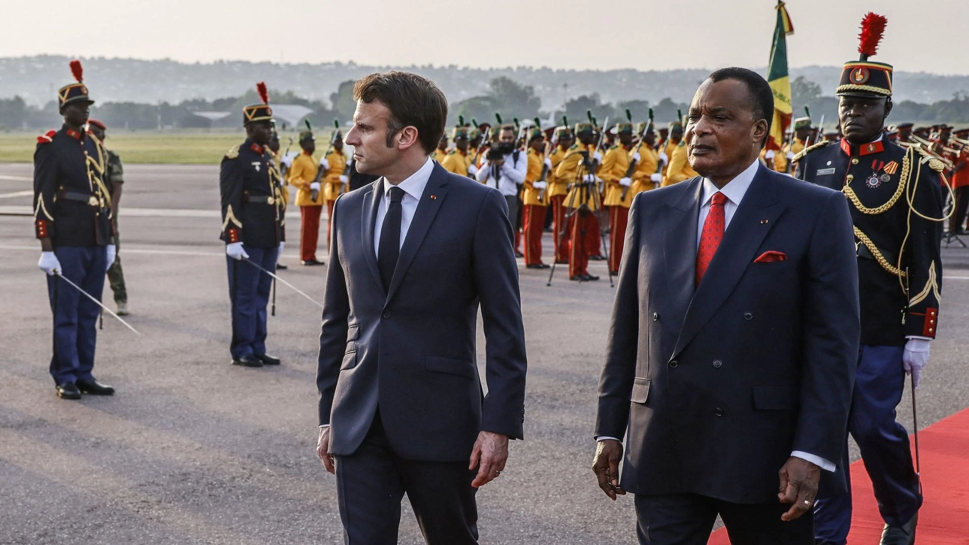 Congo : Emmanuel Macron meets Denis Sassou-N'Guesso in Brazzaville
