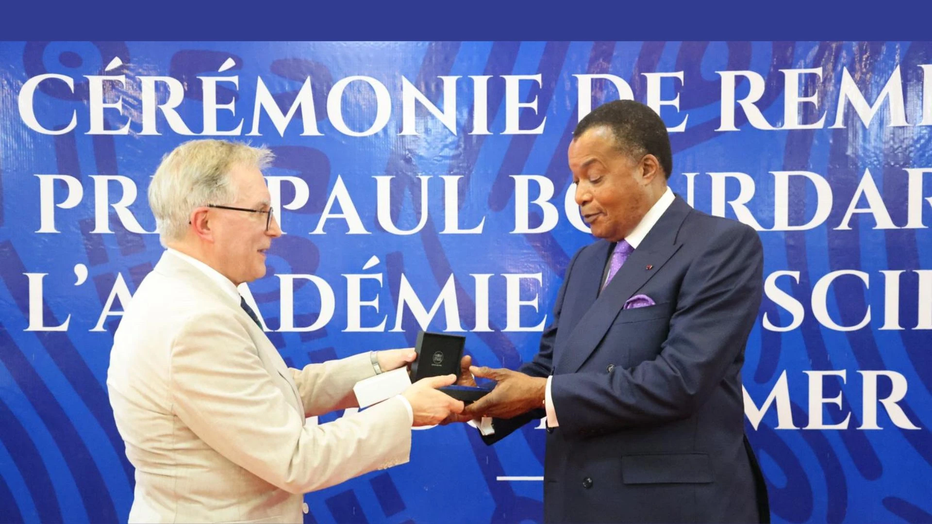 Denis Sassou-N'Guesso reçoit le prix Paul Bourdarie