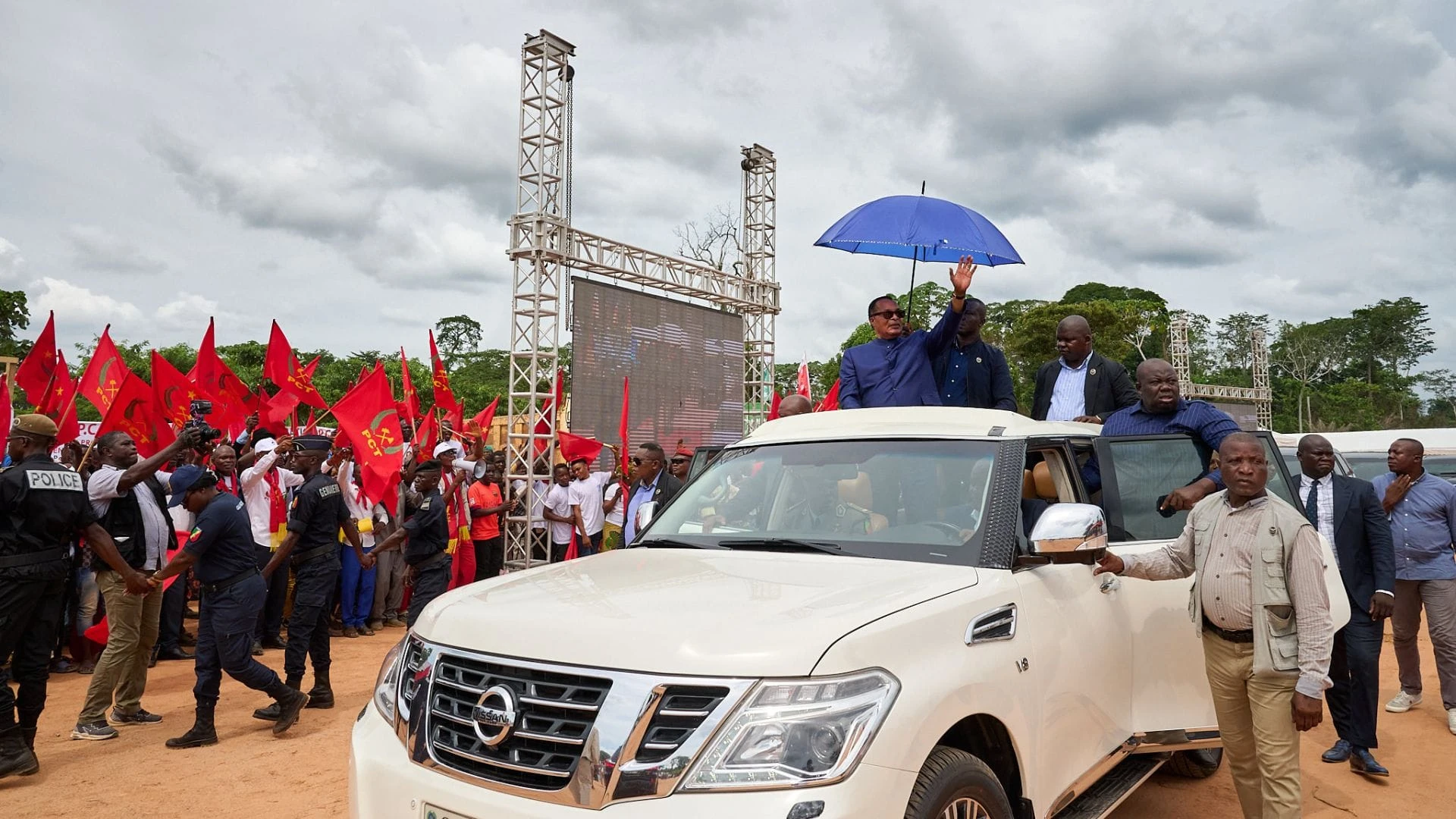Ouesso : Démarrage des travaux du corridor routier 13 de la CEMAC et du pont sur la Sangha